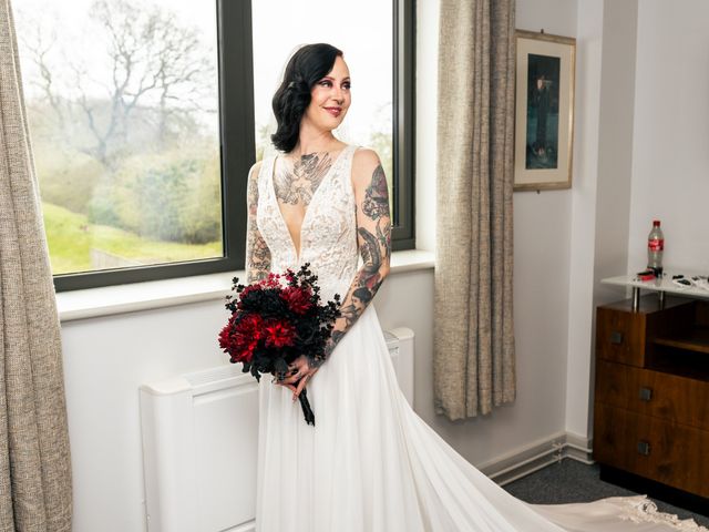 ROB and LOTI's Wedding in Hull, East Riding of Yorkshire 33