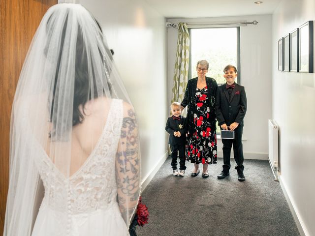 ROB and LOTI's Wedding in Hull, East Riding of Yorkshire 37