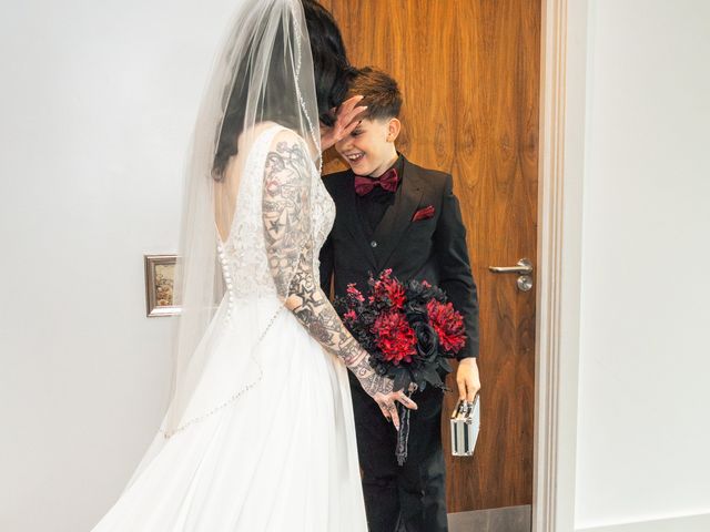 ROB and LOTI's Wedding in Hull, East Riding of Yorkshire 40