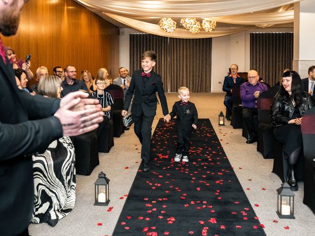 ROB and LOTI's Wedding in Hull, East Riding of Yorkshire 51