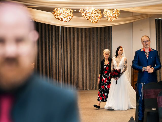 ROB and LOTI's Wedding in Hull, East Riding of Yorkshire 55