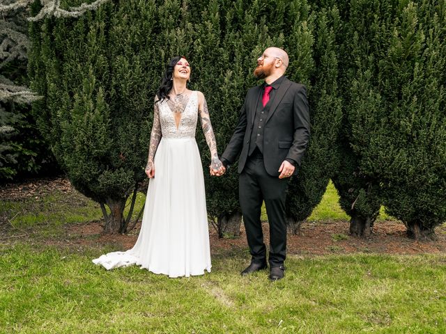 ROB and LOTI's Wedding in Hull, East Riding of Yorkshire 186