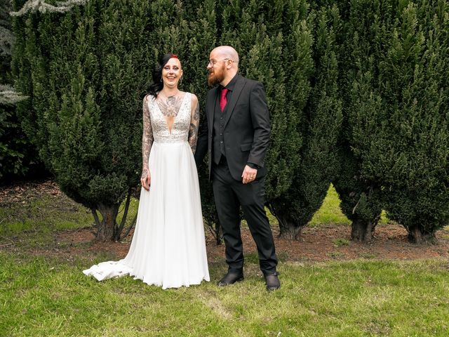 ROB and LOTI's Wedding in Hull, East Riding of Yorkshire 189