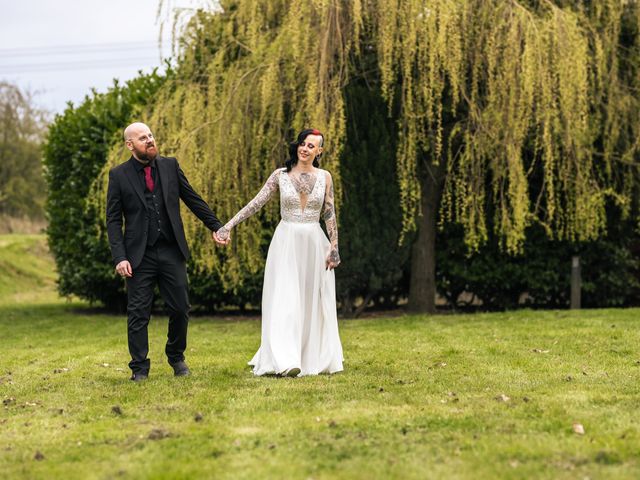 ROB and LOTI's Wedding in Hull, East Riding of Yorkshire 210