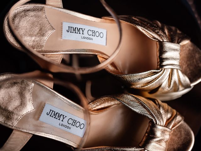 Mike and Amber's Wedding in Beaconsfield, Buckinghamshire 4