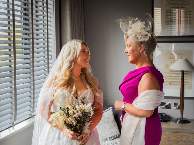 Kalem and Ashleigh's Wedding in Jesmond, Tyne &amp; Wear 8