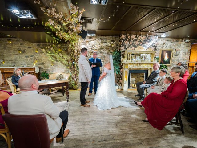 Kalem and Ashleigh's Wedding in Jesmond, Tyne &amp; Wear 20