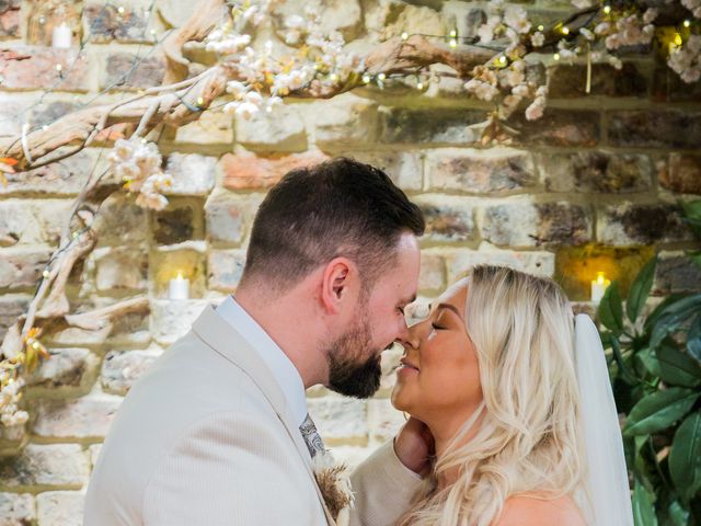 Kalem and Ashleigh's Wedding in Jesmond, Tyne &amp; Wear 1