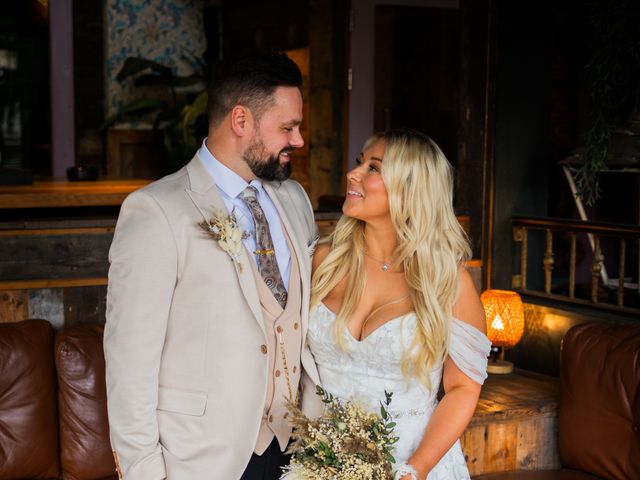 Kalem and Ashleigh's Wedding in Jesmond, Tyne &amp; Wear 29