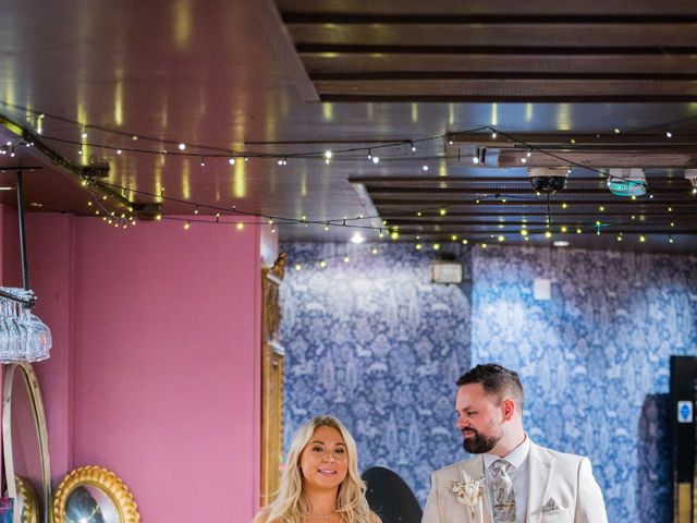 Kalem and Ashleigh's Wedding in Jesmond, Tyne &amp; Wear 33
