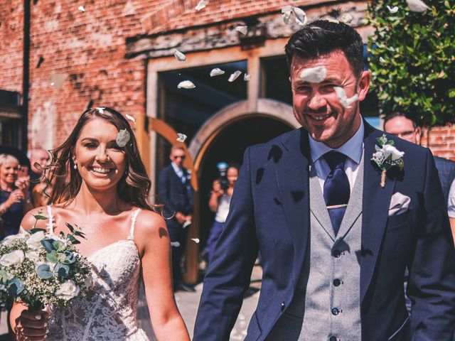 Jason and Rachel&apos;s Wedding in Newark, Nottinghamshire 39