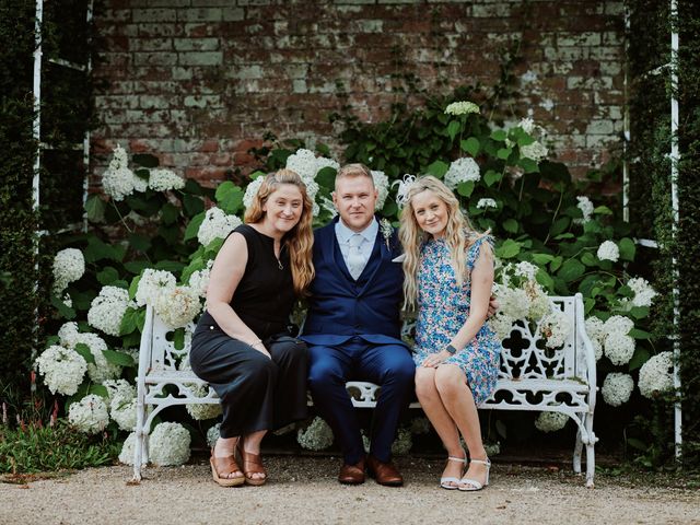 Will and Lucy&apos;s Wedding in Combermere Abbey, Cheshire 52