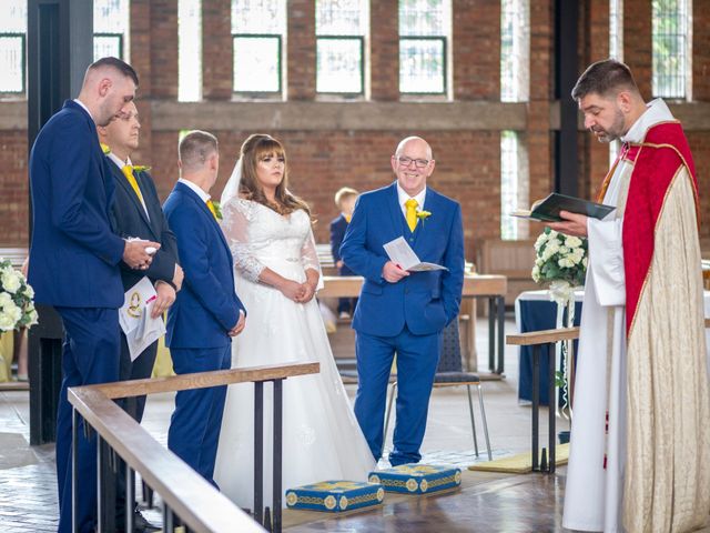 Wayne and Carina&apos;s Wedding in Manchester, Greater Manchester 116