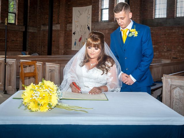 Wayne and Carina&apos;s Wedding in Manchester, Greater Manchester 133
