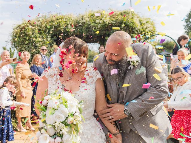 Cat and Stuart&apos;s Wedding in Basingstoke, Hampshire 13