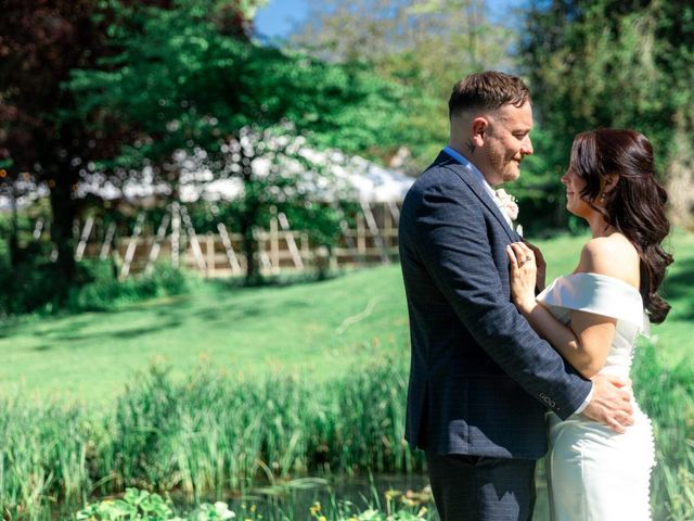 Chris and Kate's Wedding in Coggeshall, Essex 7