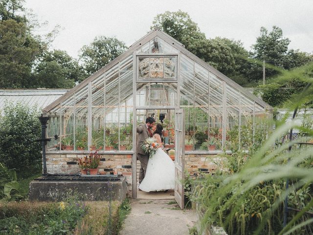 Simon and Miki&apos;s Wedding in Birchington, Kent 12