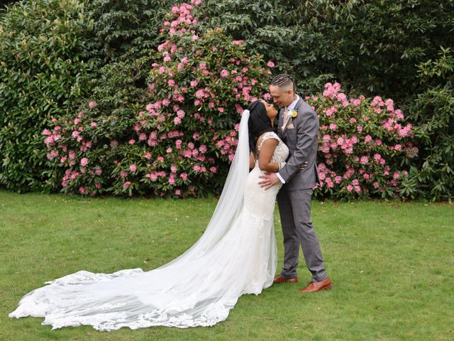 Thomas and Rahimah&apos;s Wedding in Birmingham, West Midlands 18