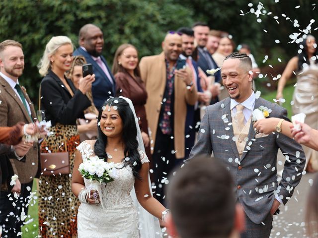 Thomas and Rahimah&apos;s Wedding in Birmingham, West Midlands 33