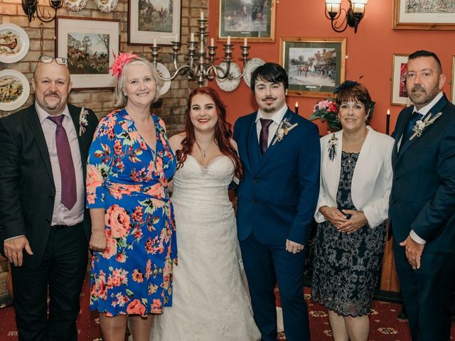 Kieron and Chelsea&apos;s Wedding in Bletchley, Buckinghamshire 38