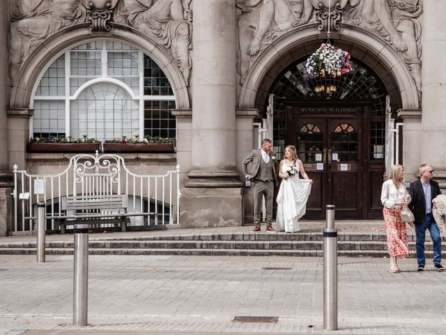 Neil and Helen&apos;s Wedding in Crewe, Cheshire 19