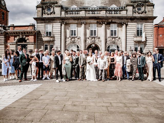 Neil and Helen&apos;s Wedding in Crewe, Cheshire 23