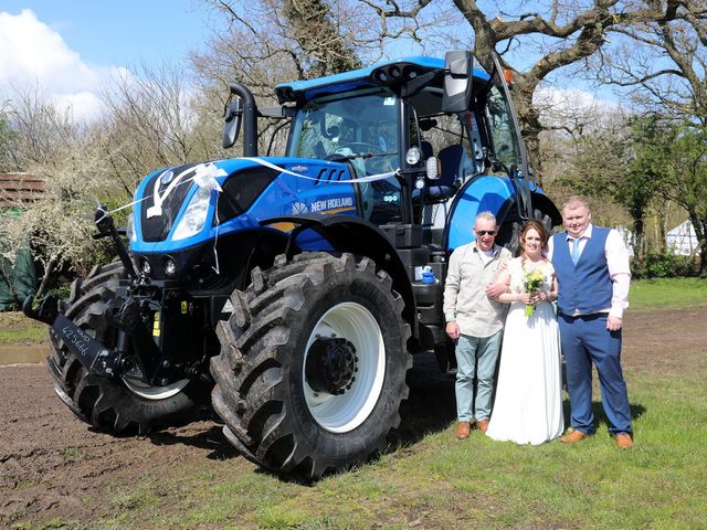 Ollie and Kara&apos;s Wedding in Chichester, West Sussex 14