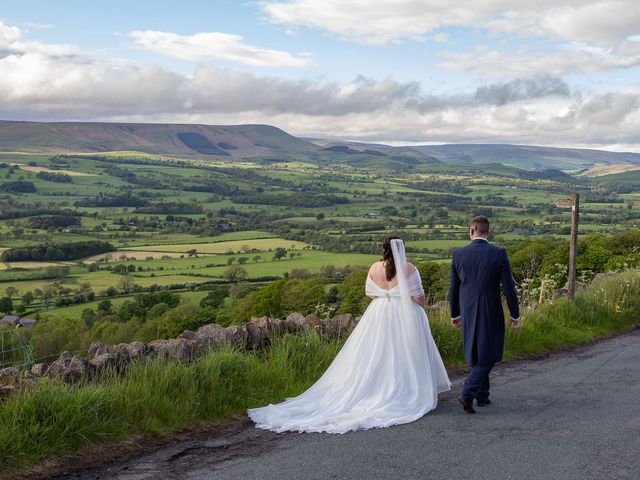 Sam and Kelly&apos;s Wedding in Clitheroe, Lancashire 30