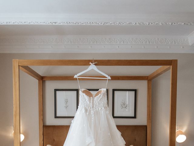 Brandon and Jenna's Wedding in Broadway, Worcestershire 10