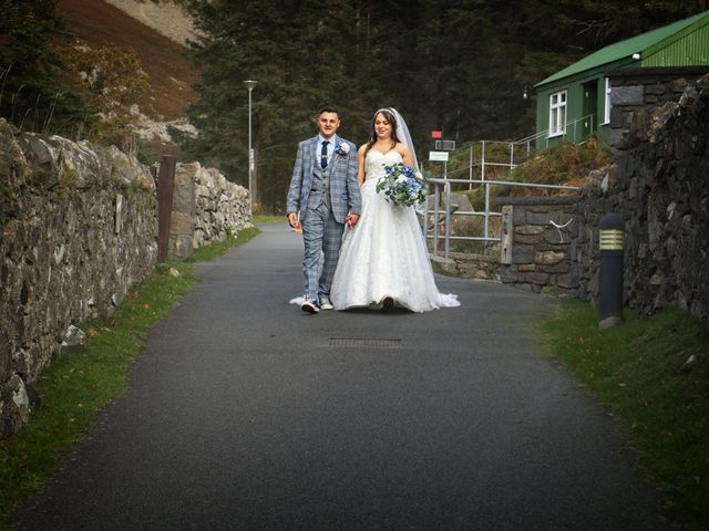 Joseph and Katie&apos;s Wedding in Caernarfon, Gwynedd 218