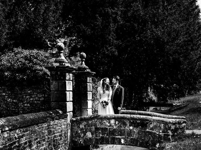 Brad and Lorna&apos;s Wedding in Salisbury, Wiltshire 44