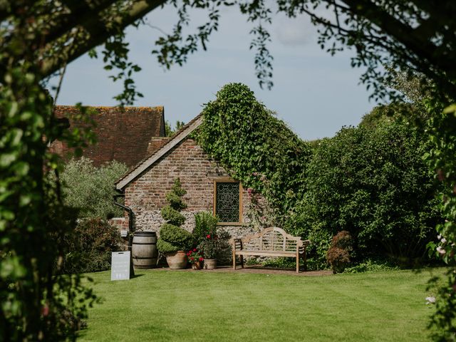 Matt and Louise&apos;s Wedding in Pyecombe, East Sussex 11