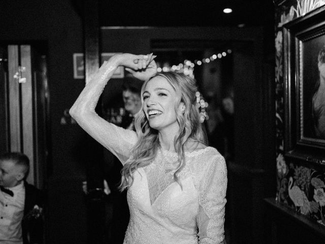 Elizabeth and Dan's Wedding in Putney, South West London 17