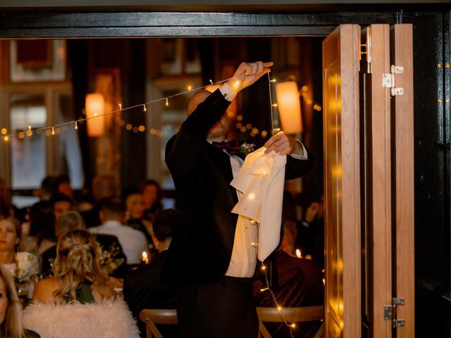Elizabeth and Dan's Wedding in Putney, South West London 33