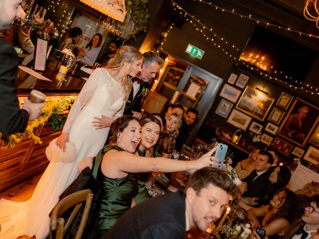 Elizabeth and Dan's Wedding in Putney, South West London 56