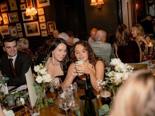 Elizabeth and Dan's Wedding in Putney, South West London 58