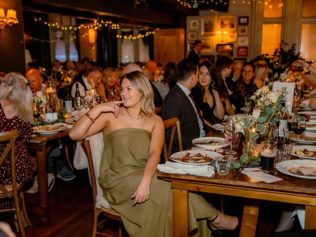 Elizabeth and Dan's Wedding in Putney, South West London 70