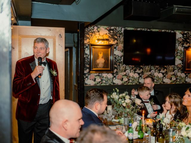Elizabeth and Dan's Wedding in Putney, South West London 88