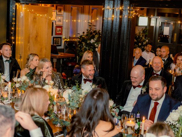 Elizabeth and Dan's Wedding in Putney, South West London 93