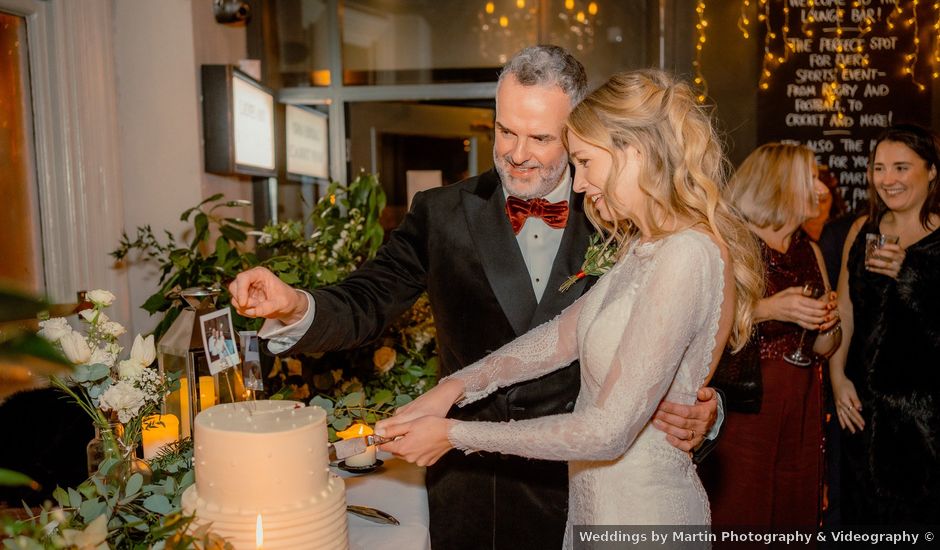Elizabeth and Dan's Wedding in Putney, South West London