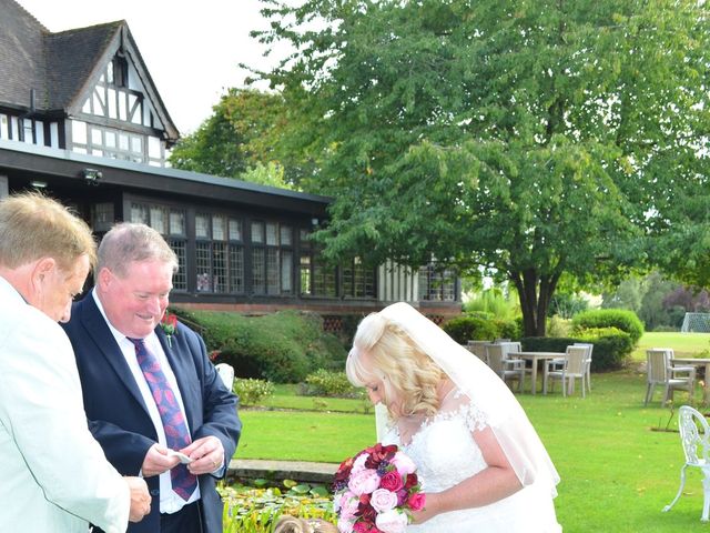 David and Dawn&apos;s Wedding in Nr Kidderminster, Worcestershire 29