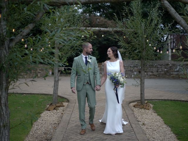 Georgina and Jamie&apos;s Wedding in Oxford, Oxfordshire 21