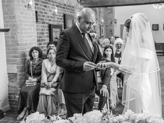 Mei and Adesh&apos;s Wedding in Nottingham, Nottinghamshire 23