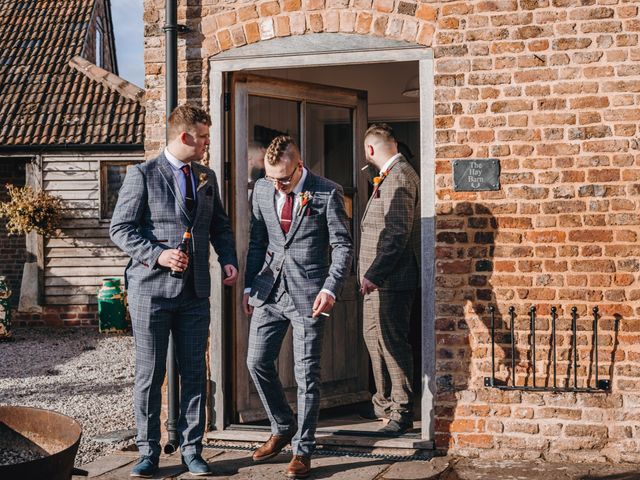 Jack and Emma&apos;s Wedding in Gloucester, Gloucestershire 6