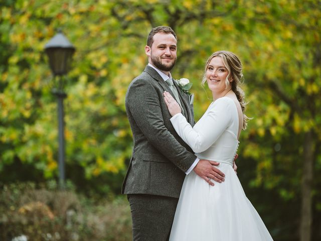 Rob and Bea's Wedding in Earls Colne, Suffolk 20