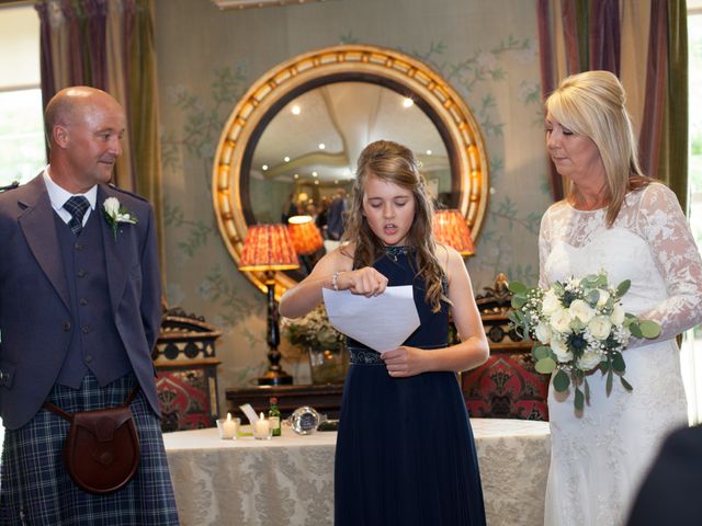 Paul and Caroline's Wedding in Edinburgh, Lothian &amp; Borders 10