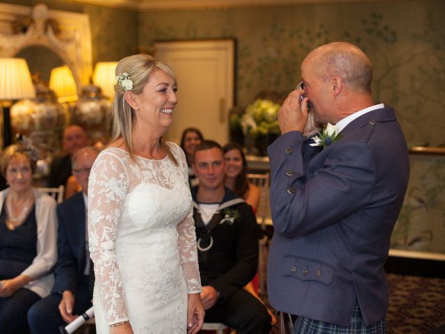 Paul and Caroline's Wedding in Edinburgh, Lothian &amp; Borders 15