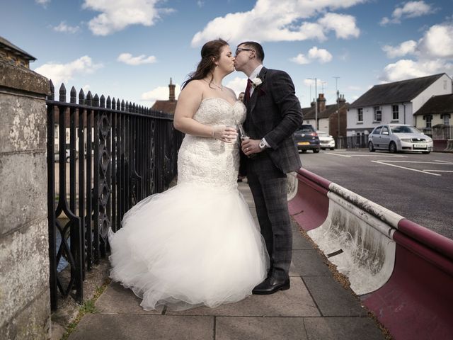 Saffron and Jamie&apos;s Wedding in Colchester, Essex 16