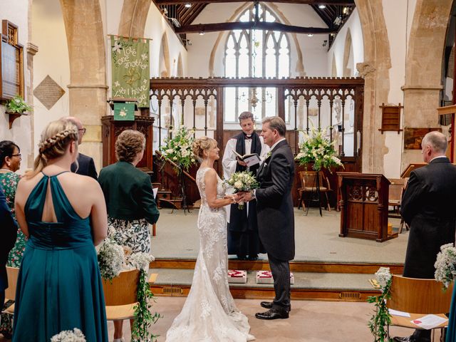 Antony and Sarah&apos;s Wedding in Abingdon, Oxfordshire 14