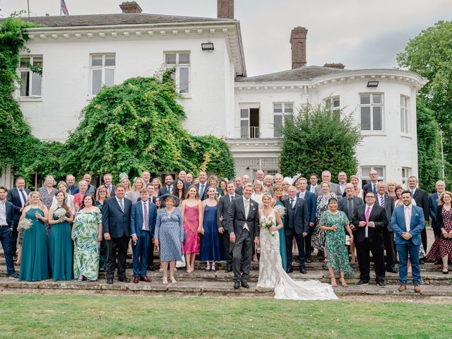 Antony and Sarah&apos;s Wedding in Abingdon, Oxfordshire 22